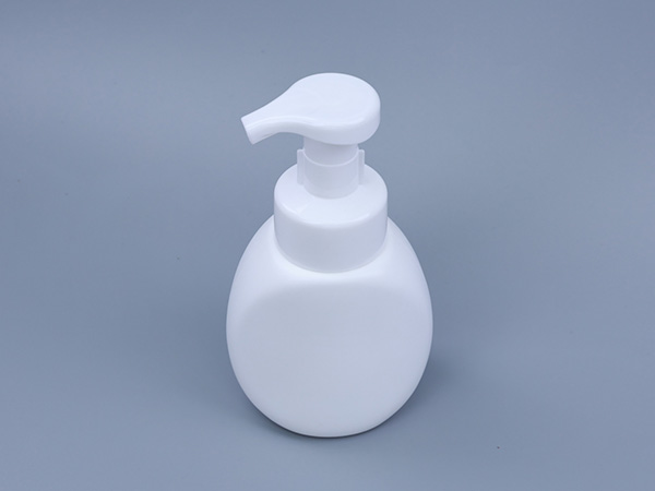 Flat Oval White Lotion Pump Bottle