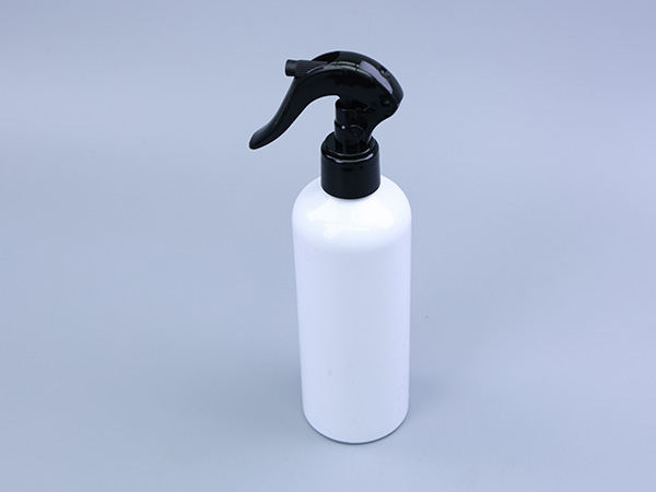 White Bottle with Black Mini Trigger Sprayer